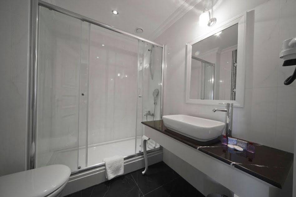 Aren Suites