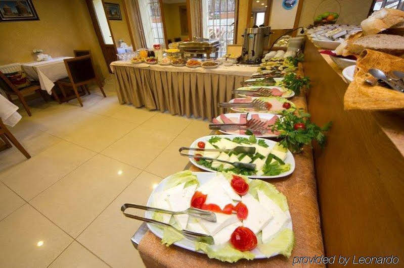 Hotel New House