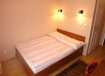 Apartment House Pater