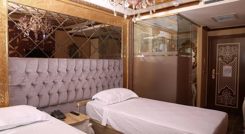 Laleli Blue Marmaray Hotel