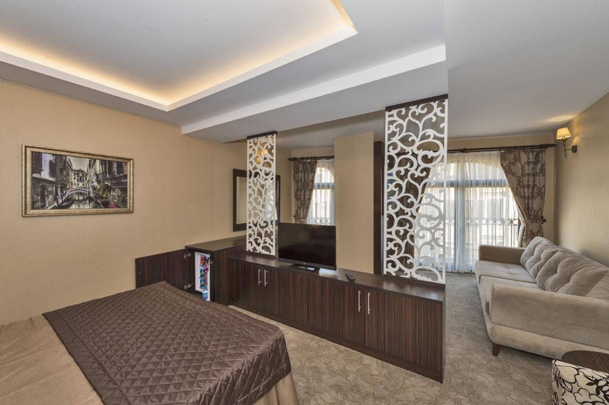 Hotel Romeo