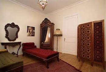Chambers of the Boheme