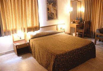 Hotel Ajanta