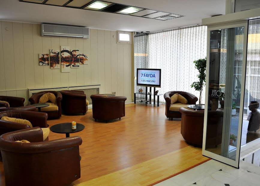 Grand Reis Hotel