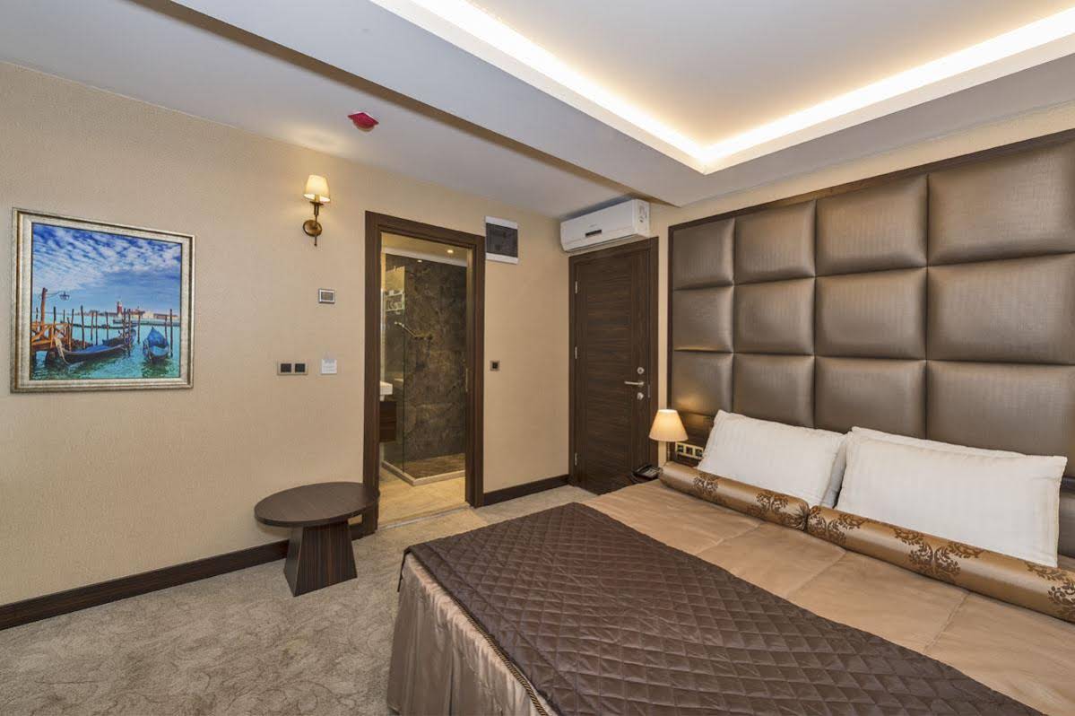 Hotel Romeo