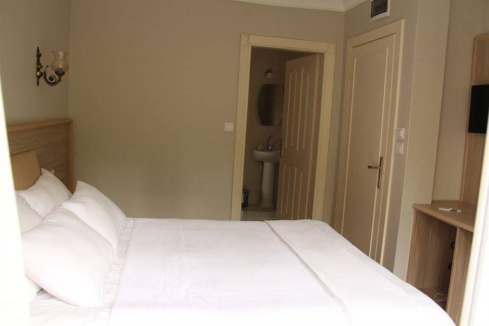 Bonjour Hotel