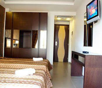 Dion Hotel