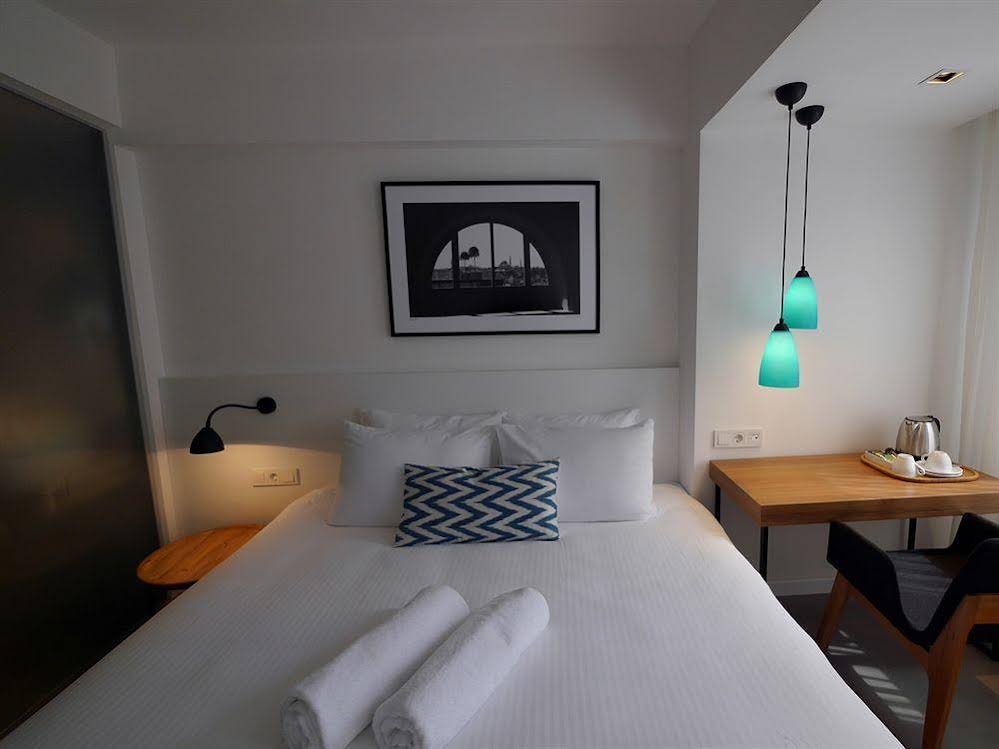 Alilass Hotel