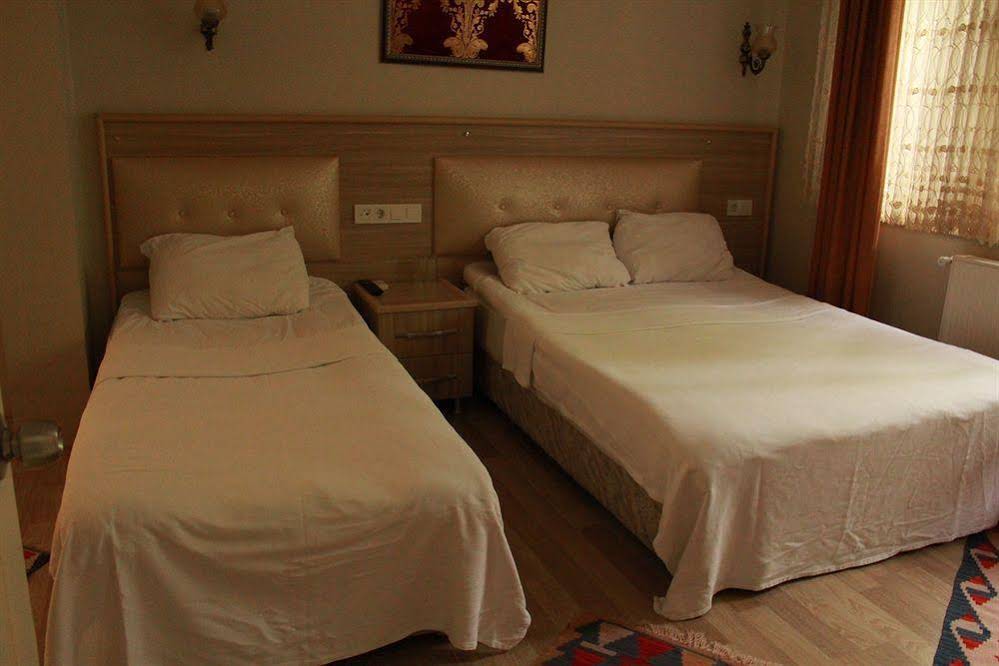 Bonjour Hotel
