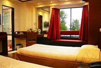 Hotel Karl Residency