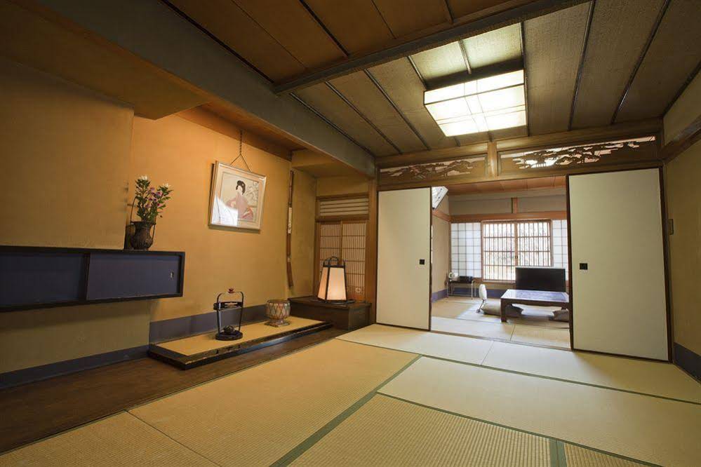 Ryokan Rikiya