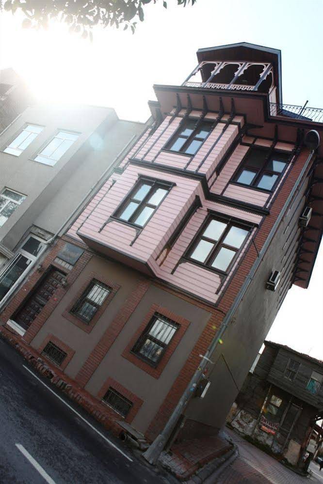 Balat Suites