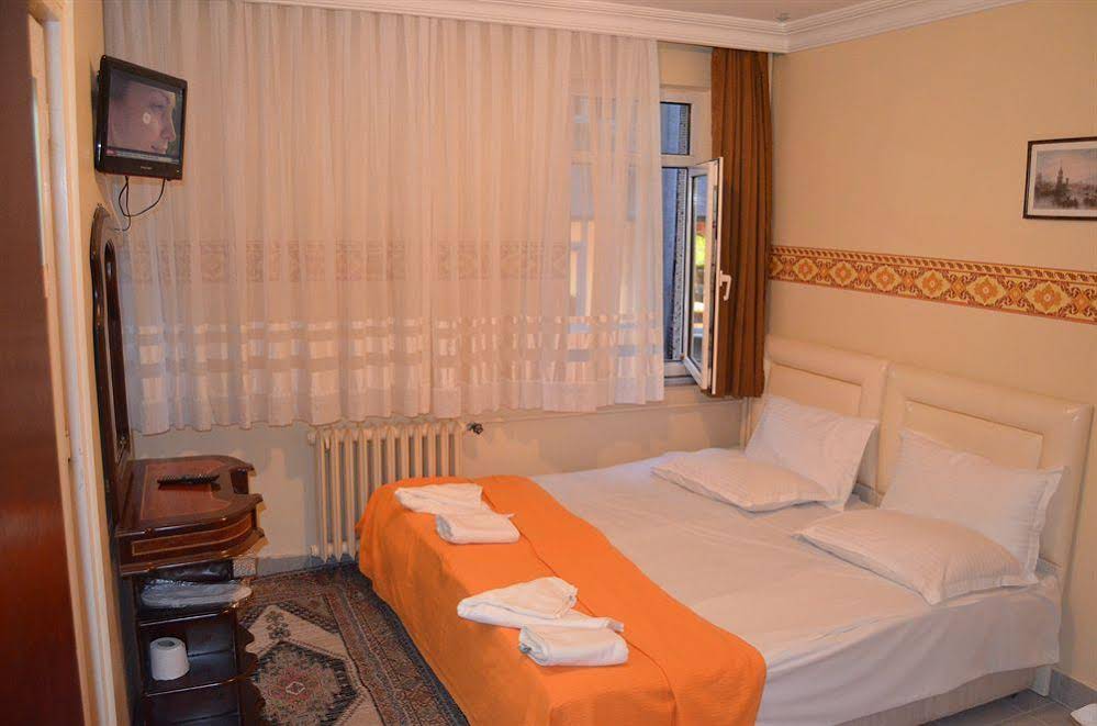 Sirkeci Emek Hotel