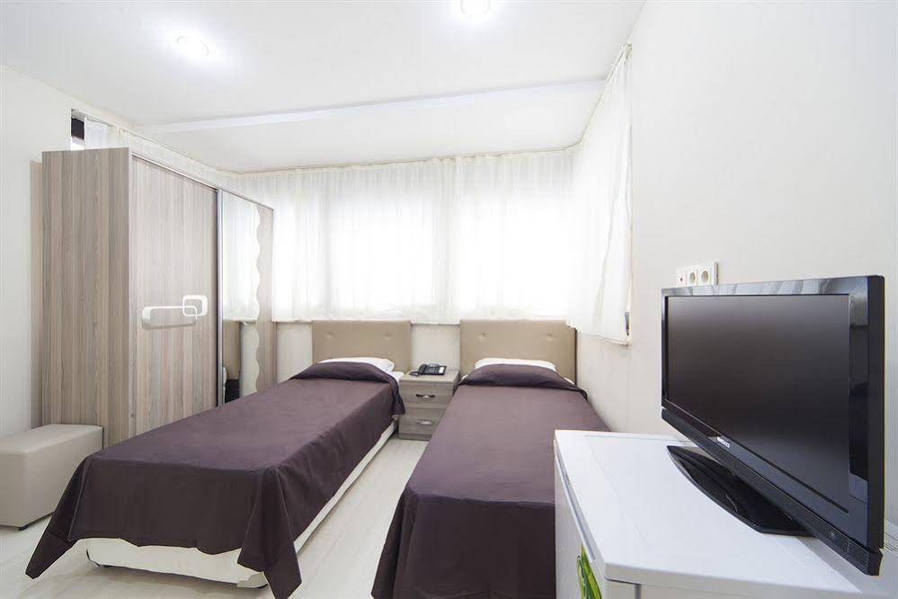 Nil Luxury Academic Apart