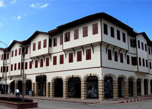 IDYROS HOTEL