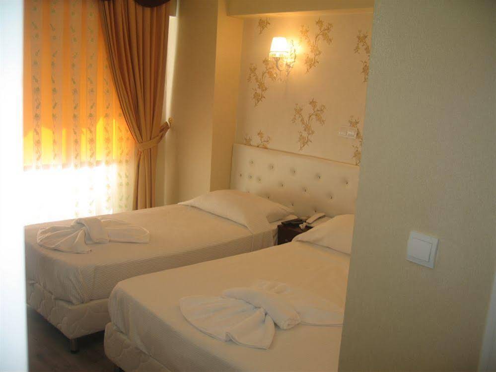 Hotel Eve House