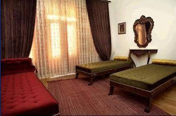 Chambers of the Boheme