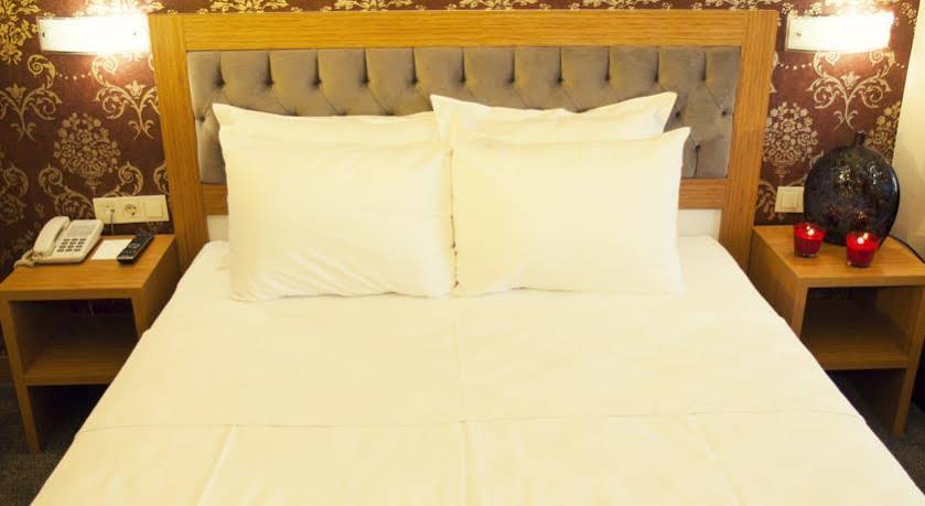 Helikon Business Hotel