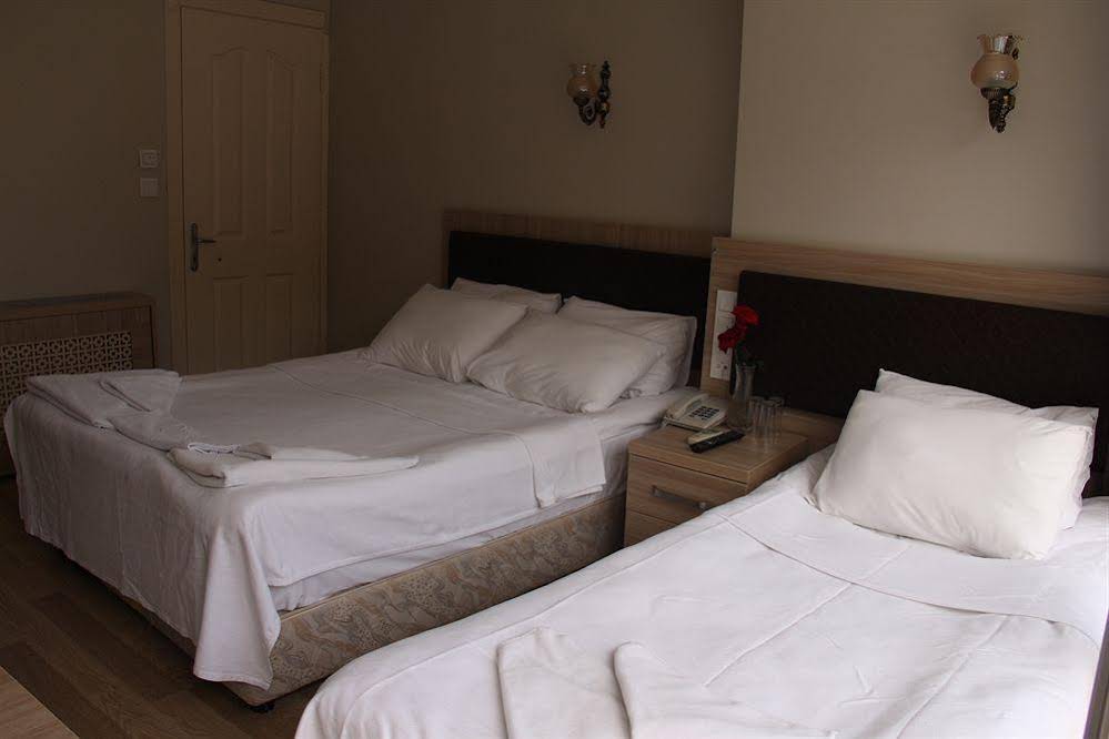 Bonjour Hotel