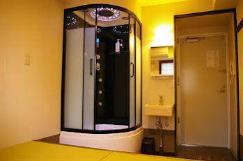Capsule Ryokan Kyoto