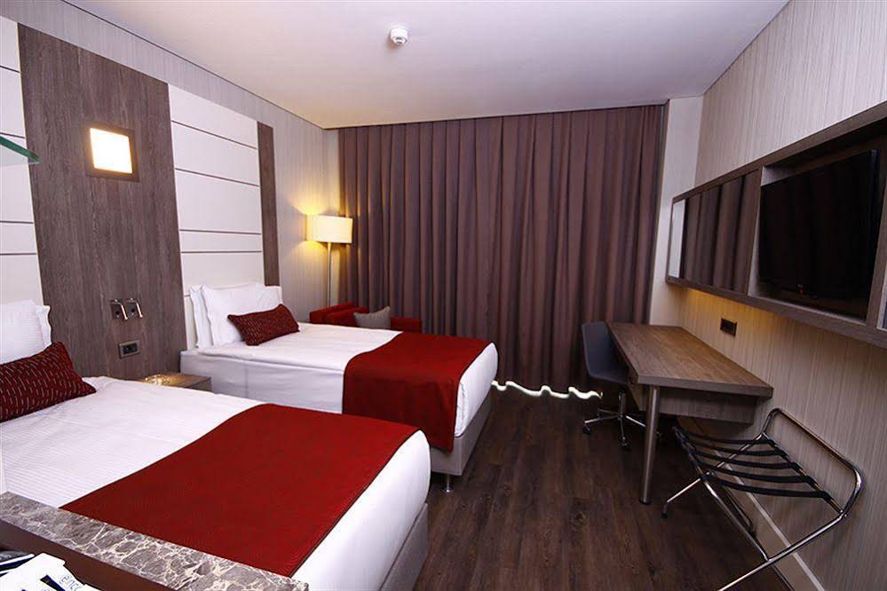 Ramada Encore Istanbul Bayrampasa